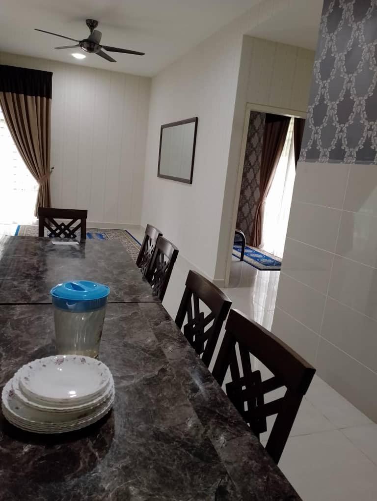 Juniper Homestay Putrajaya Presint 11 Rum bild